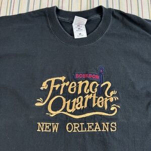 New Orleans French Quarter Shirt Mens XL Black Fruit Of Loom Embroidered Tee EC